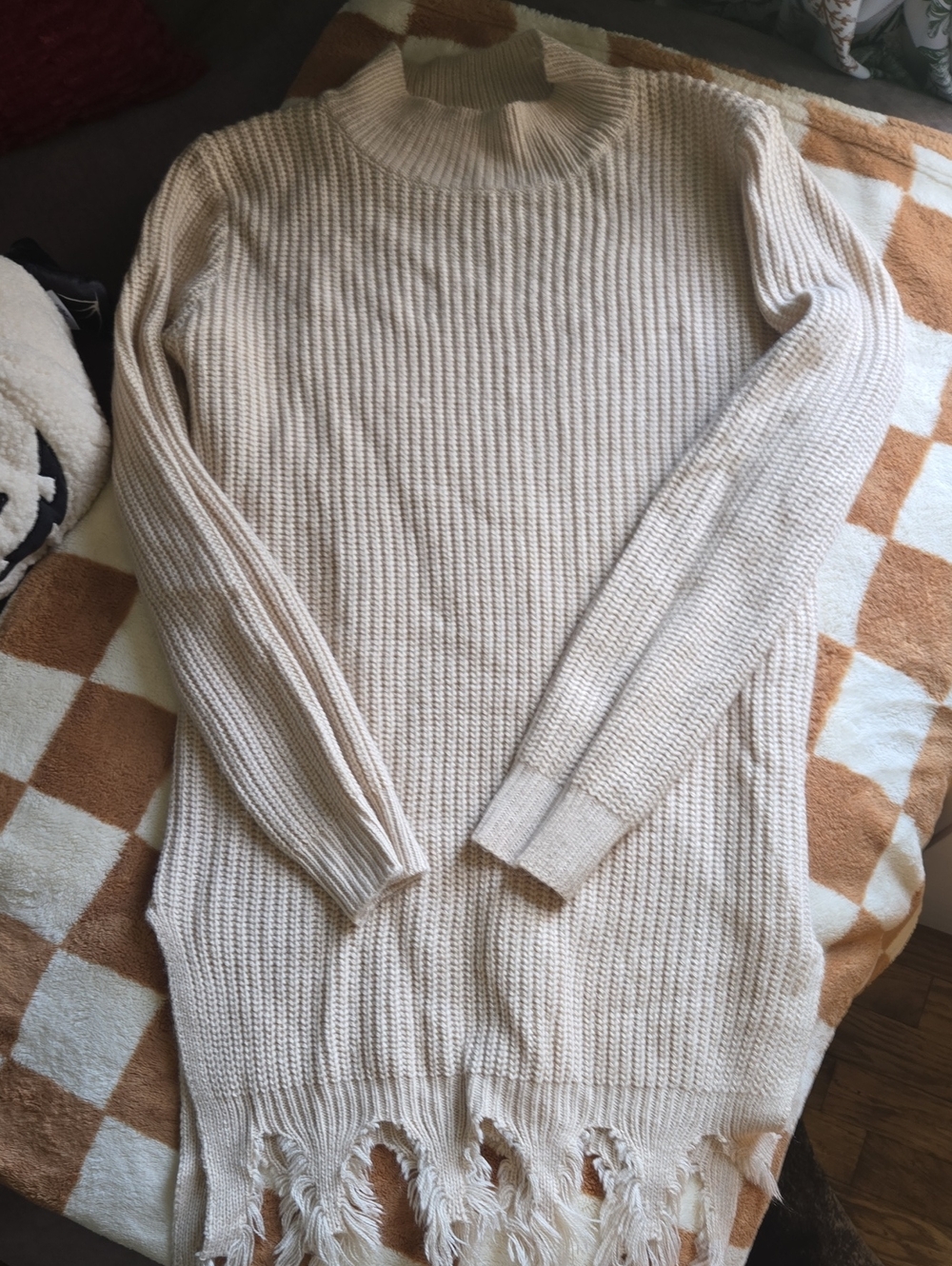 SHEIN Cream Ribbed Turtleneck Fringe-Hem Sweater